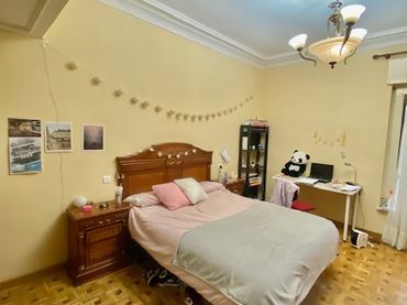 Flat with balcony to rent in Calle Zamora