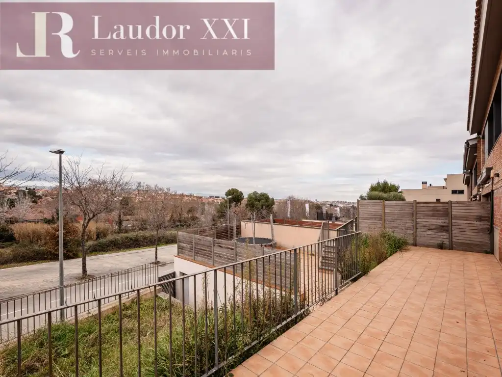 Terraza de Casa adosada en venta en Sant Quirze del Vallès