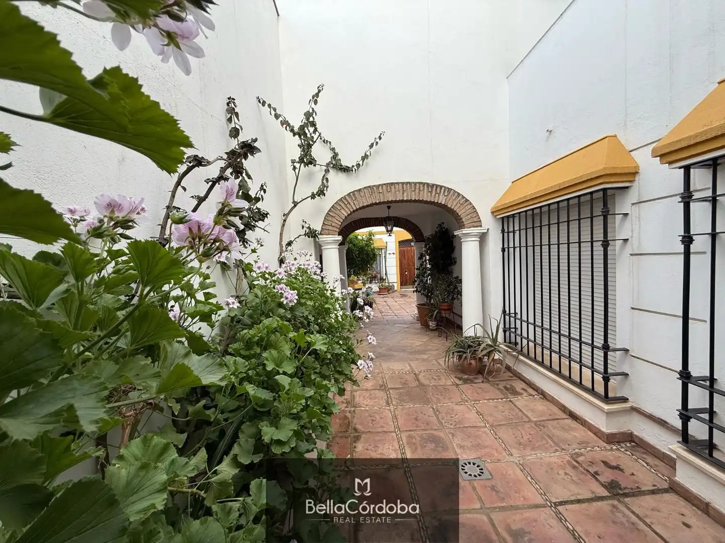 Jardí de Casa adosada en venda en Córdoba amb Aire condicionat i Terrassa