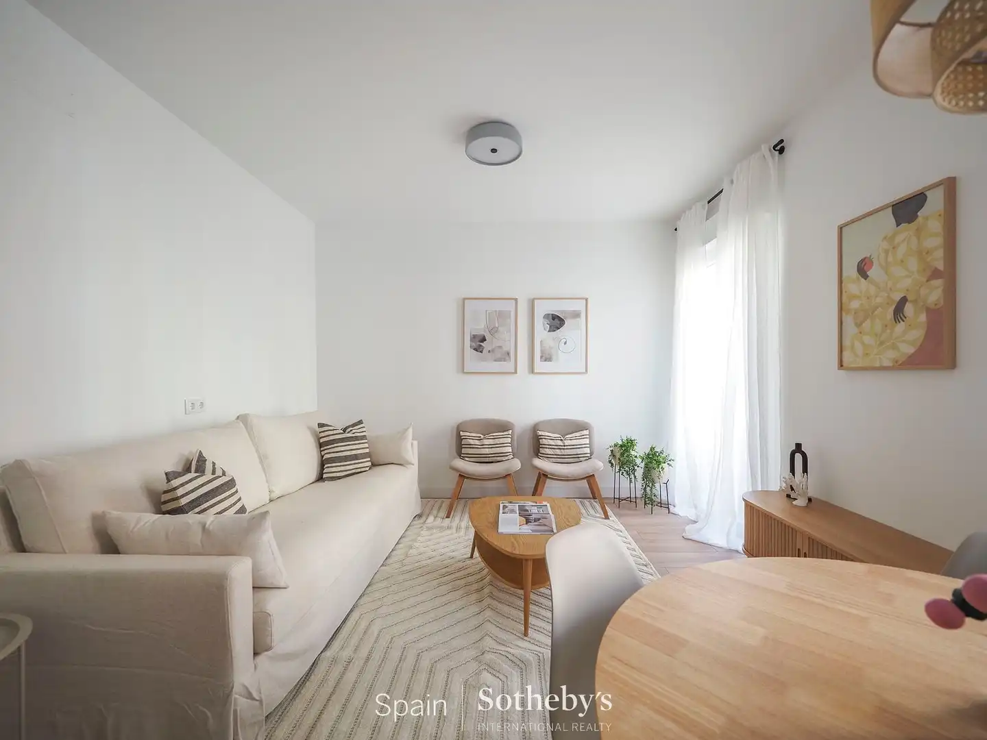 Sala d'estar de Apartament en venda en Madrid amb Aire condicionat i Calefacció