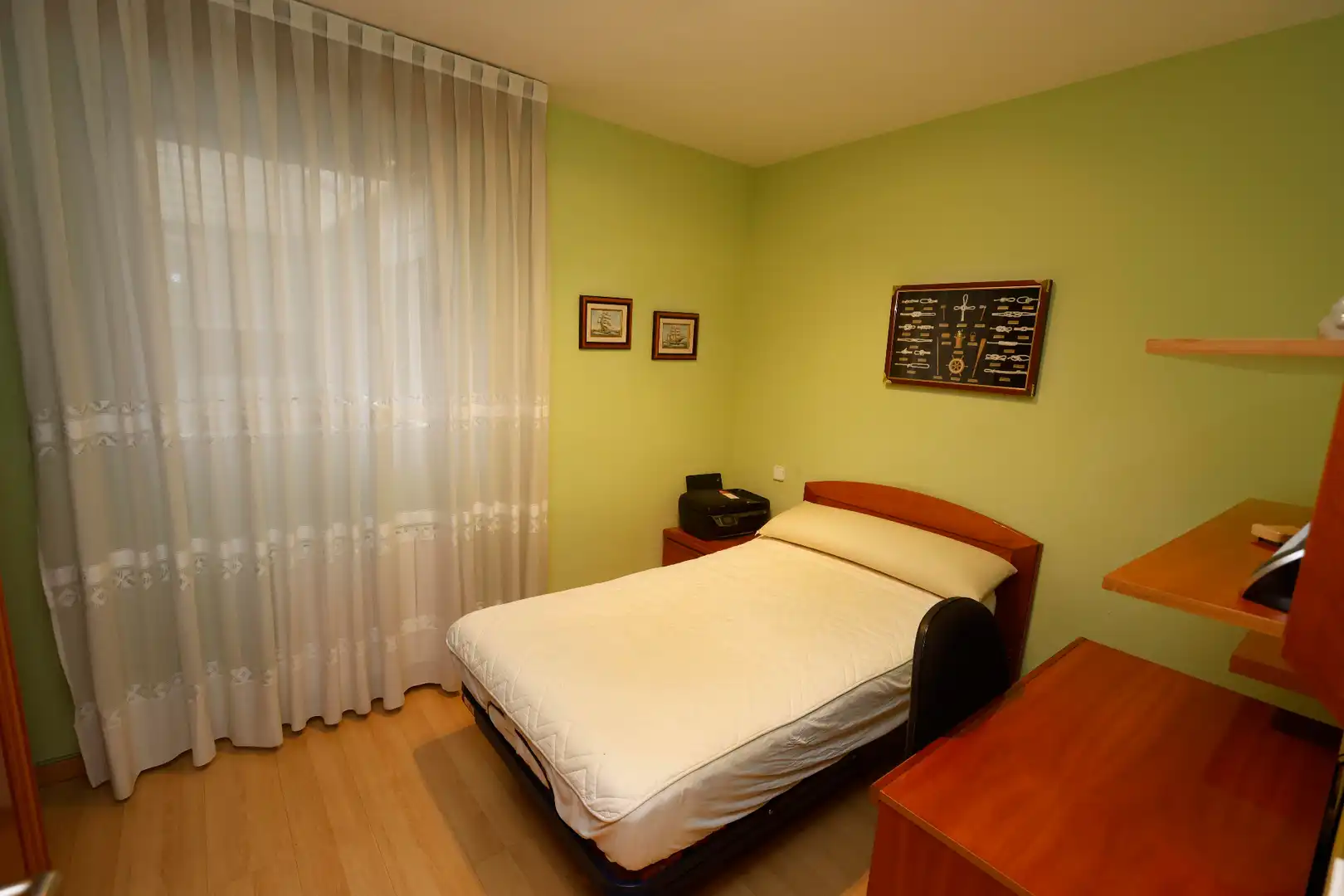 Bedroom of Flat for sale in Delicias