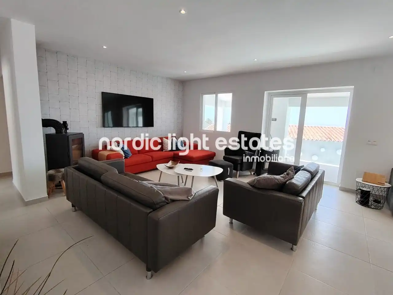 Sala de estar de Casa o chalet en venta en Nerja con Terraza y Piscina