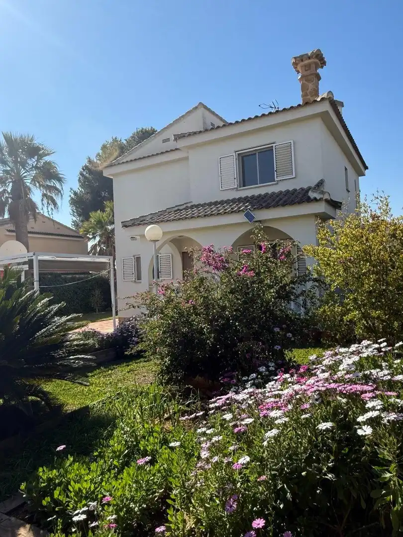 Jardín de Casa o chalet en venta en L'Eliana con Aire acondicionado, Calefacción y Jardín privado