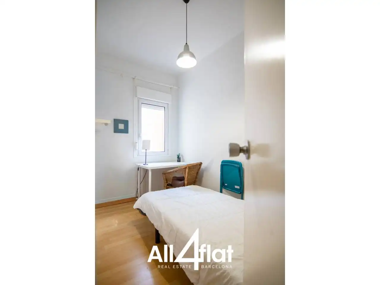 Schlafzimmer von Wohnung zur Miete in Barcelona mit Klimaanlage, Heizung und Parkett