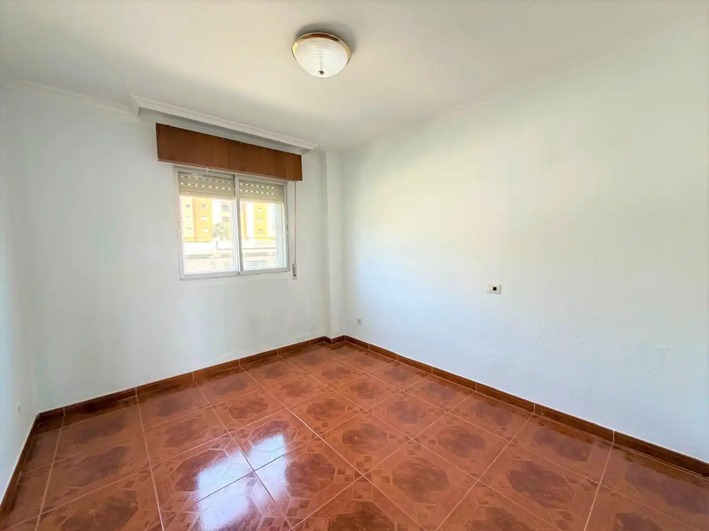Habitación de Piso en venta en Torremolinos con Terraza y Piscina comunitaria
