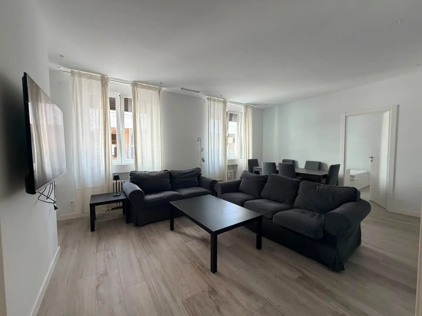 Living room of Flat for sale in Madrid  with Air Conditioner, Heating and Storage room