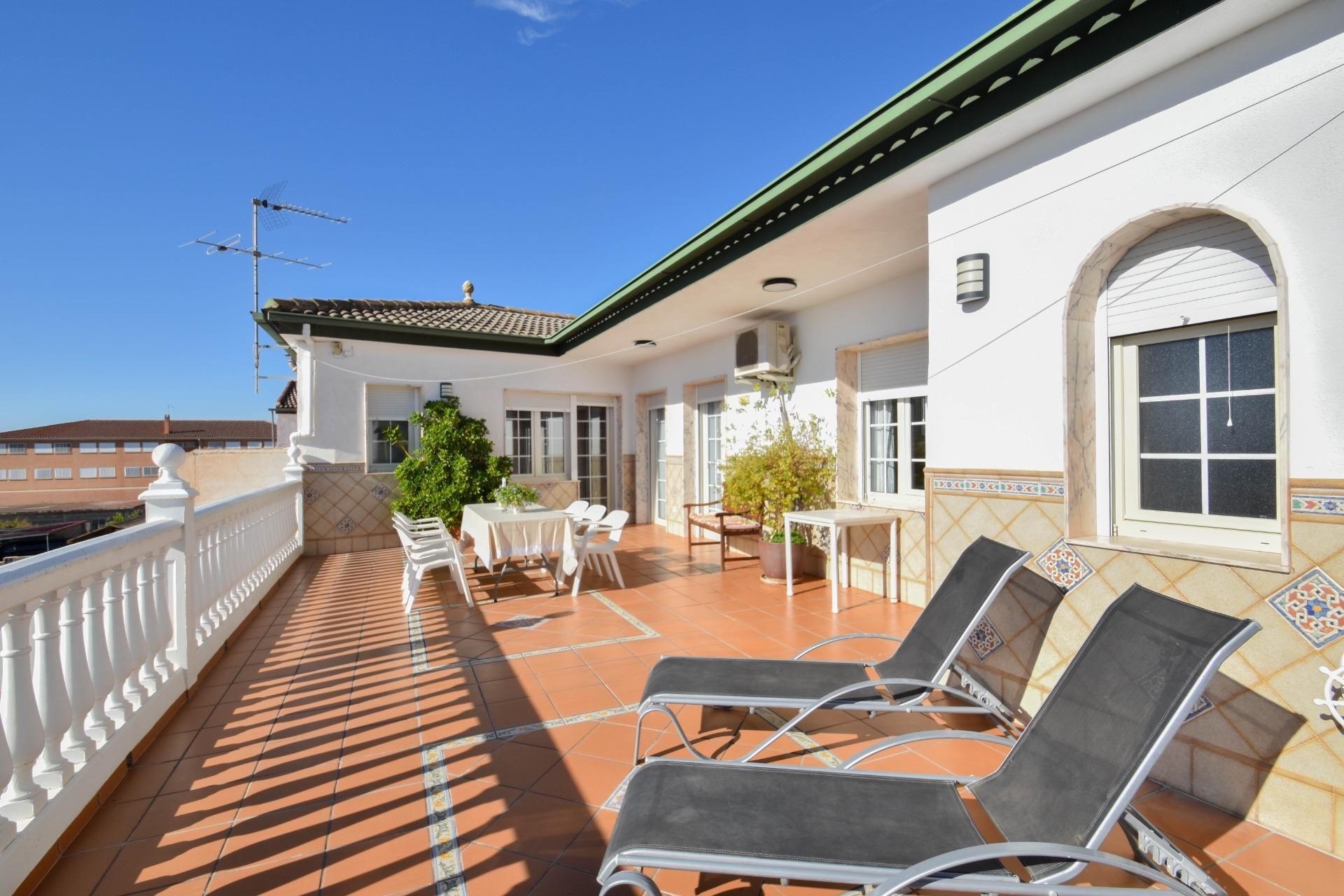 Terrace of House or chalet for sale in Pinos Puente  with Air Conditioner, Heating and Private garden
