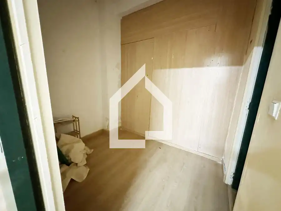 Habitación de Local en venta en San Vicente del Raspeig / Sant Vicent del Raspeig con Parquet
