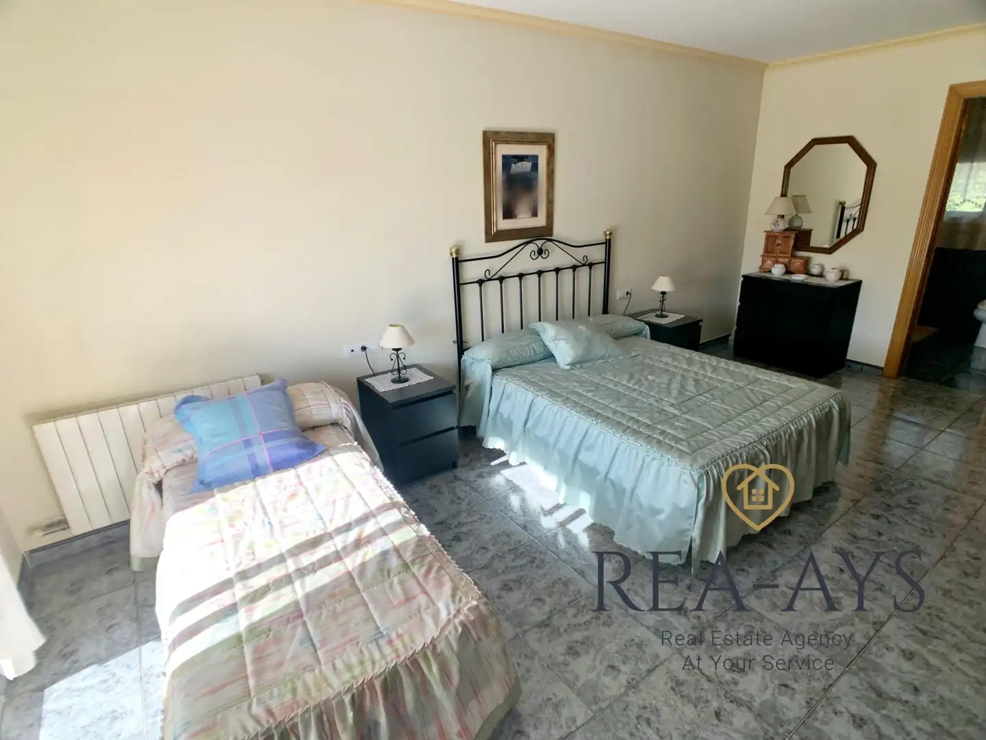 Habitación de Casa o chalet en venta en Vallirana con Jardín privado, Terraza y Trastero