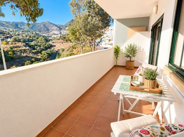 Flat with pool for sale in Calle Poseidon 6