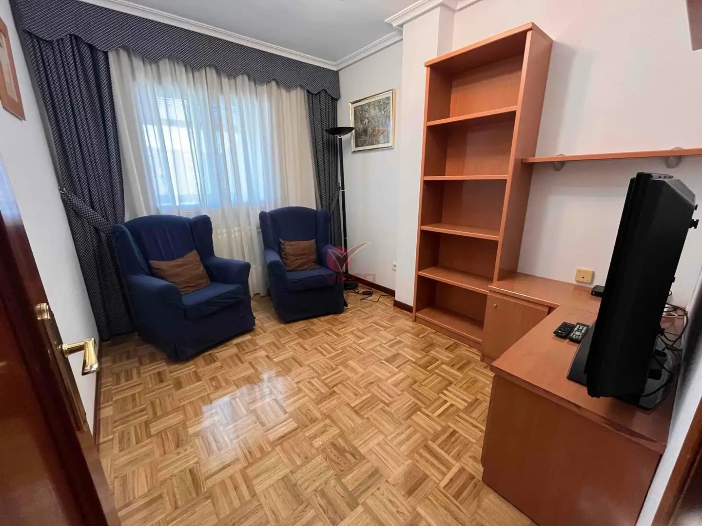 Bedroom of Flat for rent in Cuenca  with Air Conditioner, Heating and Furnished