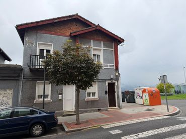 Pis en venda a Calle Blas de Otero Kalea