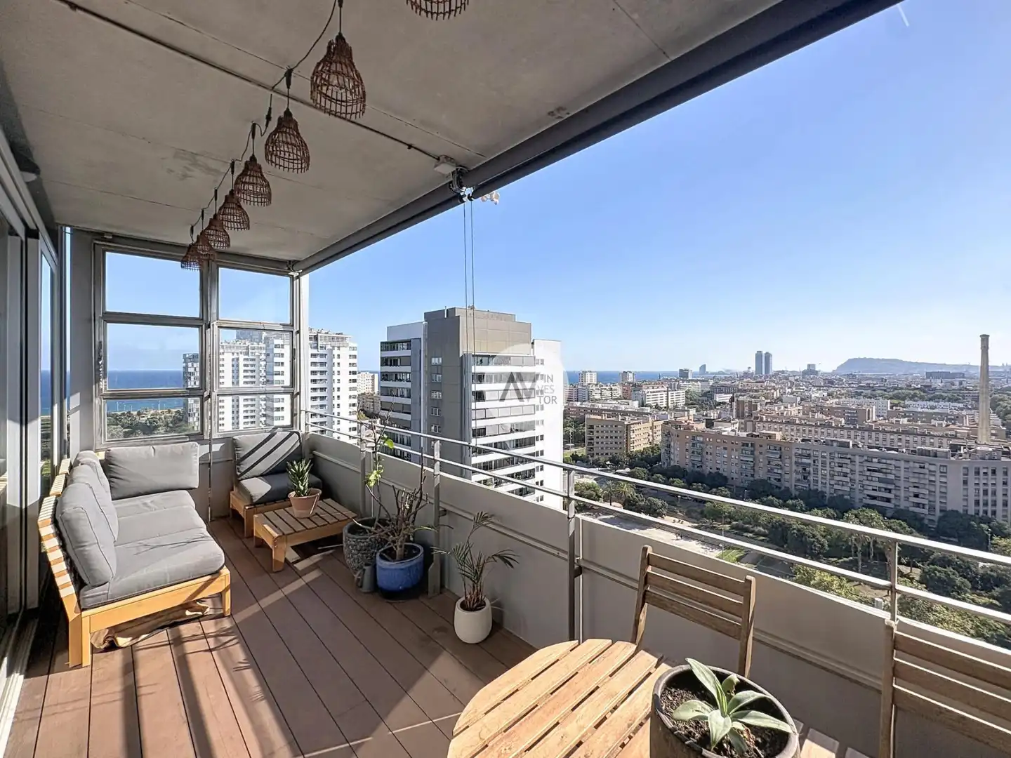 Terraza de Apartamento en venta en Barcelona con Aire acondicionado, Calefacción y Jardín privado