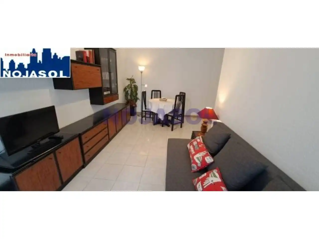 Sala de estar de Apartamento de alquiler en Noja con Terraza y Amueblado