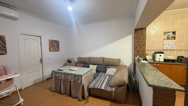 Piso en Venta en Calle SEVILLA-MALAGA Y GRANADA en Torreblanca