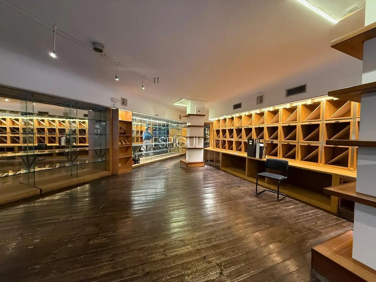 Business premises to rent in Travessia Carril