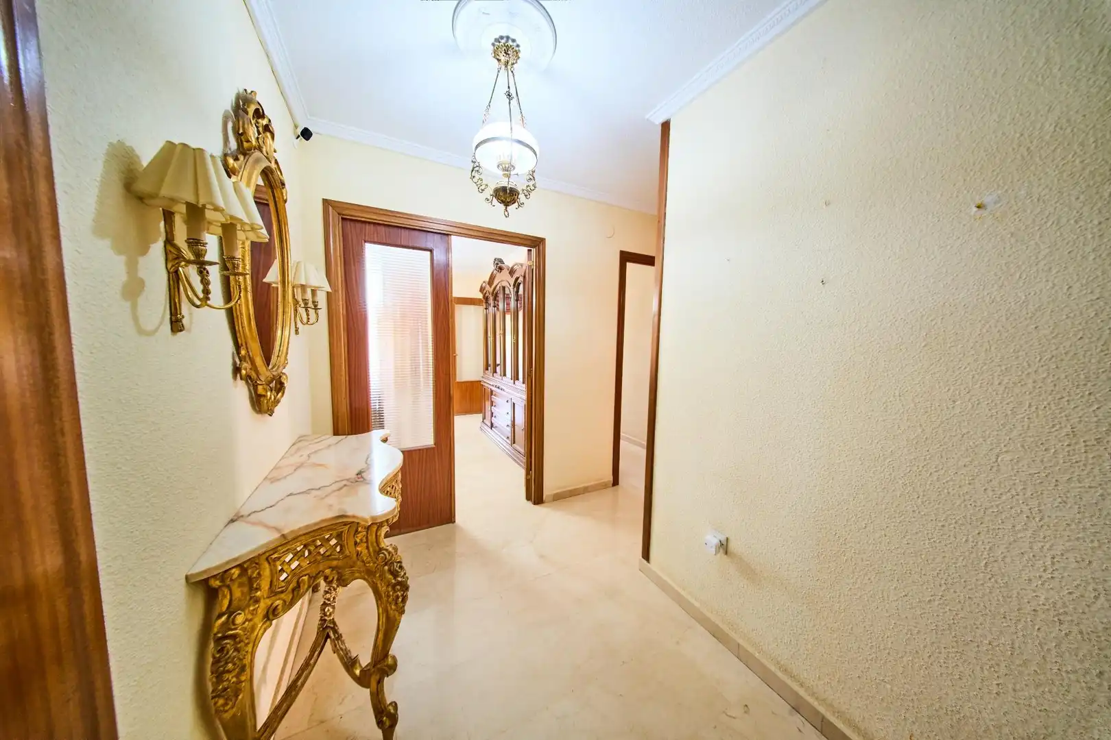 Flat for sale in Granada