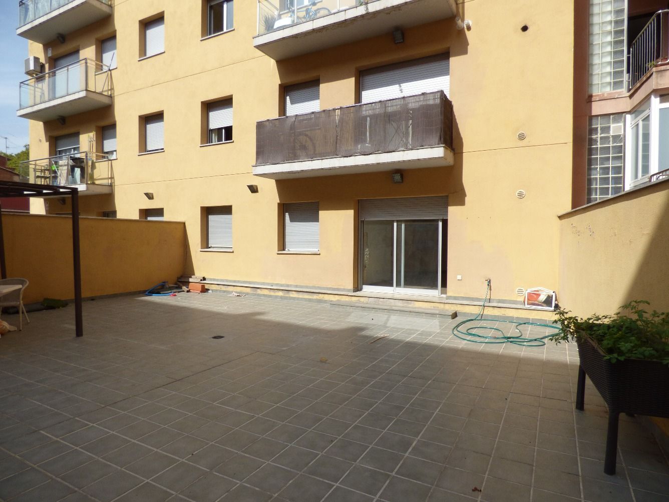 Exterior view of Flat to rent in Girona Capital  with Heating, Terrace and Oven