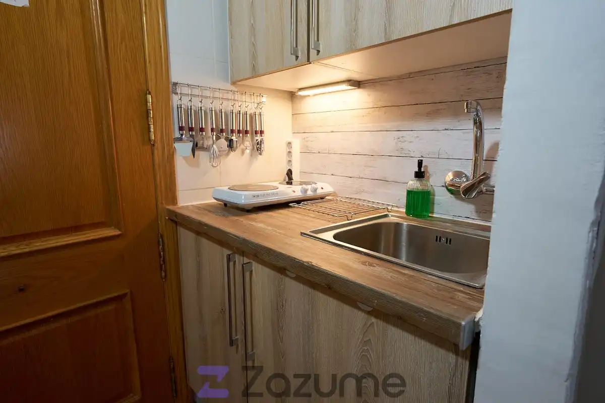 Cocina de Estudio de alquiler en Torremolinos con Aire acondicionado, Amueblado y Lavadora
