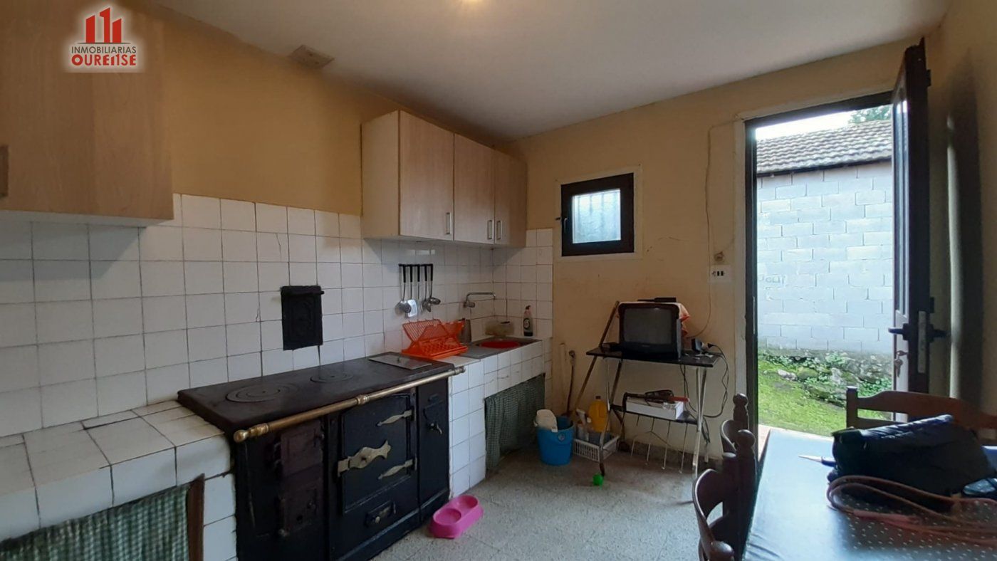 Kitchen of House or chalet for sale in Ourense Capital   with Balcony