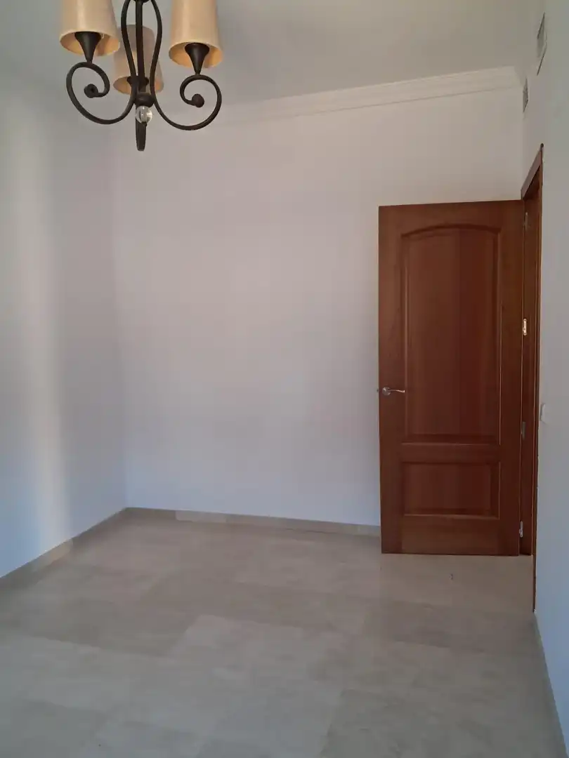 Habitación de Casa o chalet en venta en La Rinconada con Jardín privado