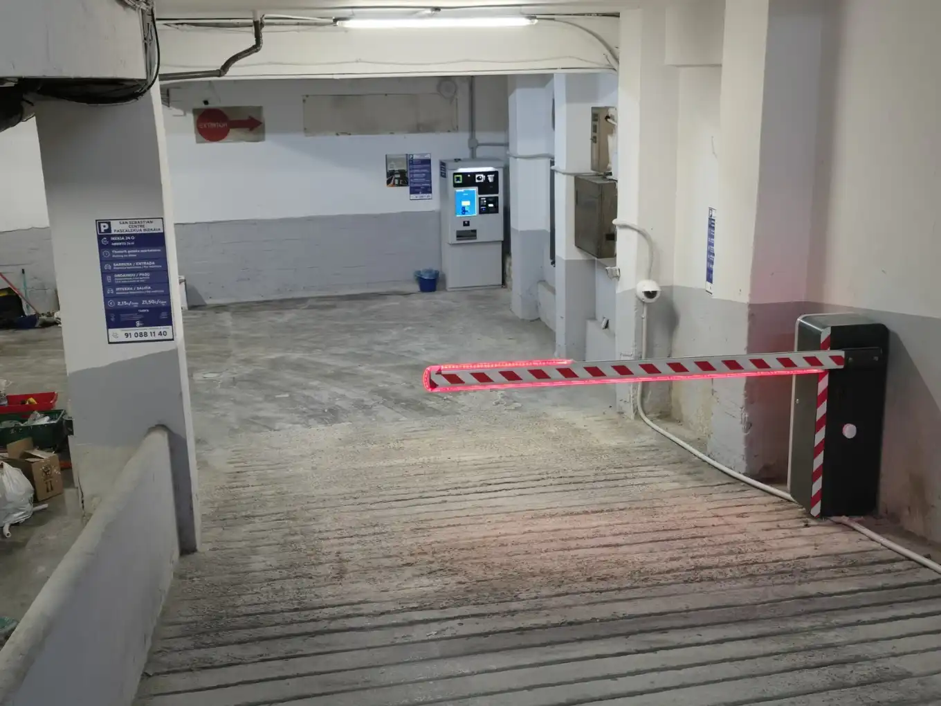 Parking de Garaje de alquiler en Donostia - San Sebastián  con Alarma