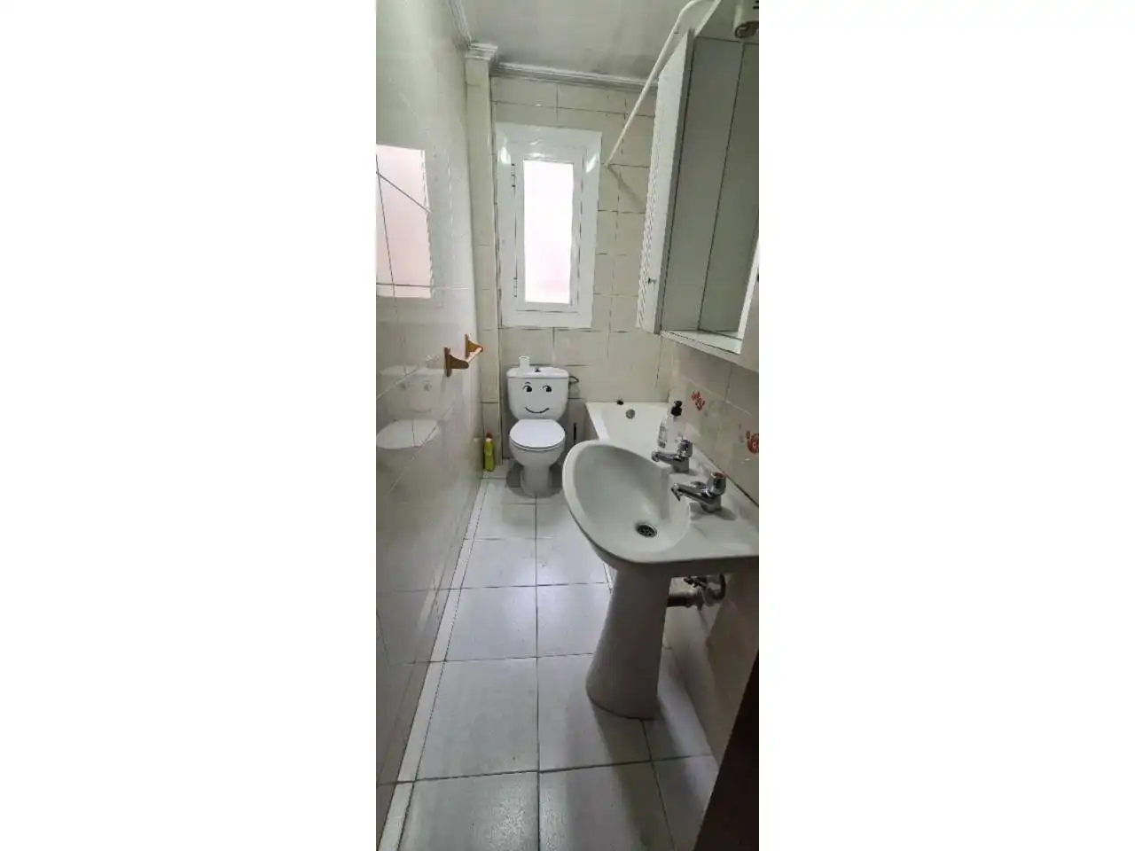 Badezimmer von Wohnungen zum Verkauf in  Logroño mit Heizung und Möbliert