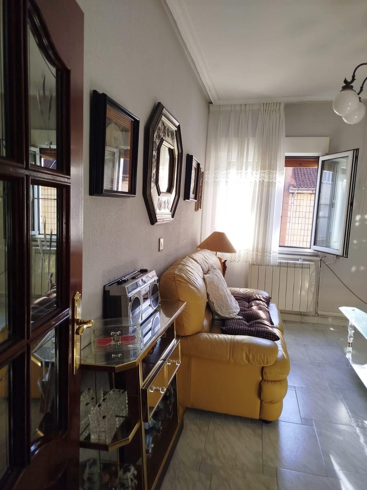 Sala de estar de Piso en venta en Langreo con Calefacción y Trastero