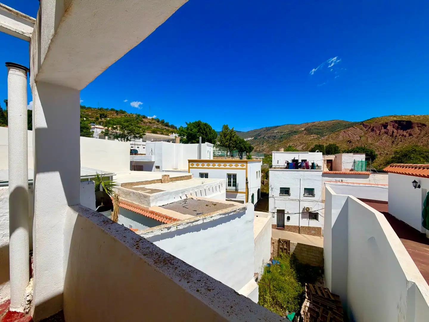 Vista exterior de Casa o xalet en venda en Canjáyar amb Aire condicionat, Terrassa i Traster