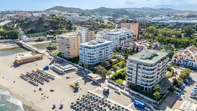 Vista exterior de Apartamento en venta en Fuengirola con Aire acondicionado, Calefacción y Terraza