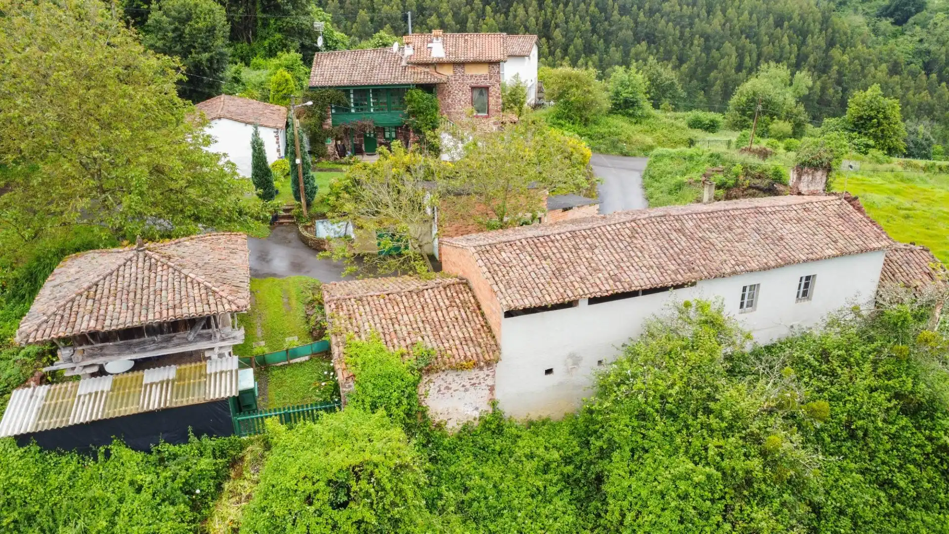 Exterior view of Houses for sale in Villaviciosa