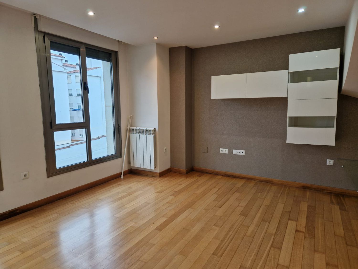 Bedroom of Duplex for sale in Torrelavega   with Air Conditioner and Heating