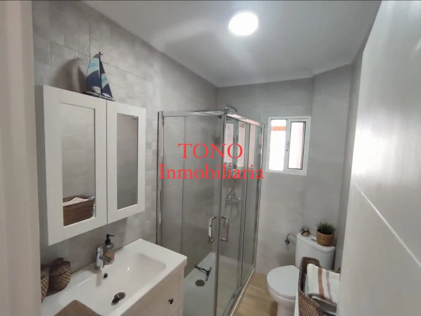 Baño de Piso en venta en Écija con Aire acondicionado y Balcón