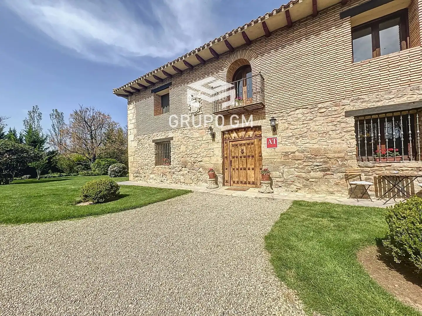 Exterior view of Houses for sale in  Logroño  with Terrace, Storage room and Swimming Pool