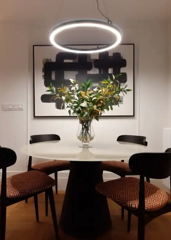 Comedor de Piso en venta en Bilbao  con Calefacción, Amueblado y Horno