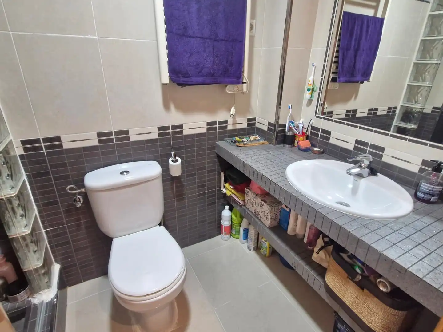 Baño de Piso en venta en Sant Boi de Llobregat con Aire acondicionado, Calefacción y Parquet