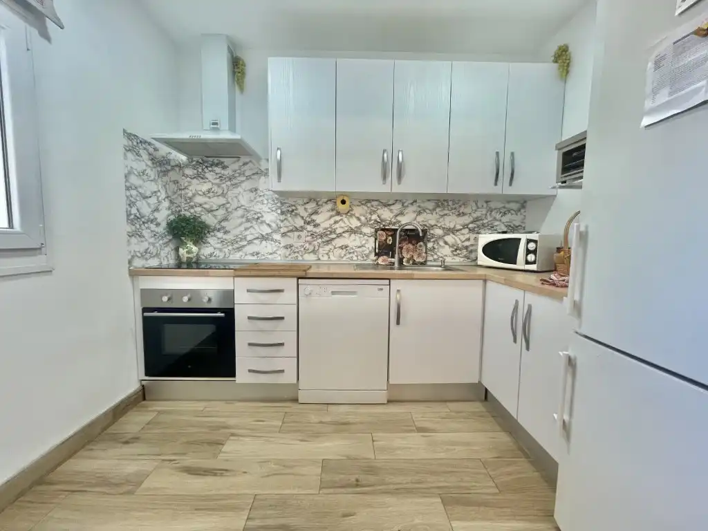 Kitchen of Flat for sale in Dos Hermanas