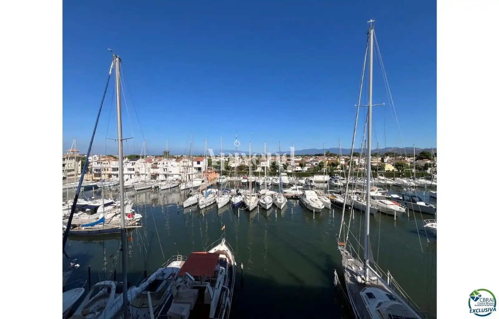 Appartement avec ascenseur à vendre à port grec