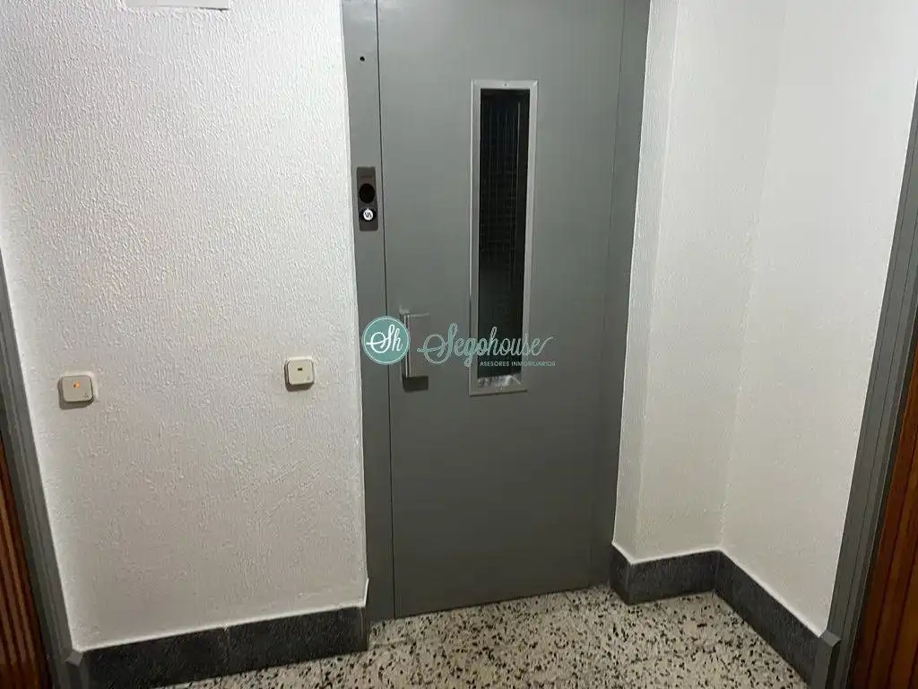 Piso en venta en Segovia con Calefacción y Trastero
