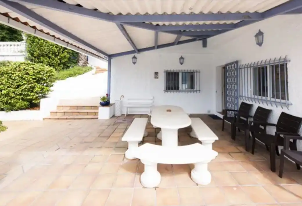 Casa o xalet de lloguer a Escalinata de Soutoxuste, Redondela
