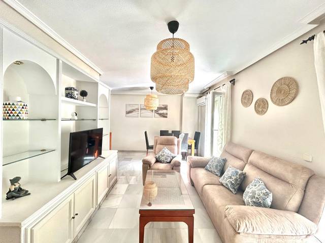 Ático en Alquiler en Calle VICTORIA en La Victoria