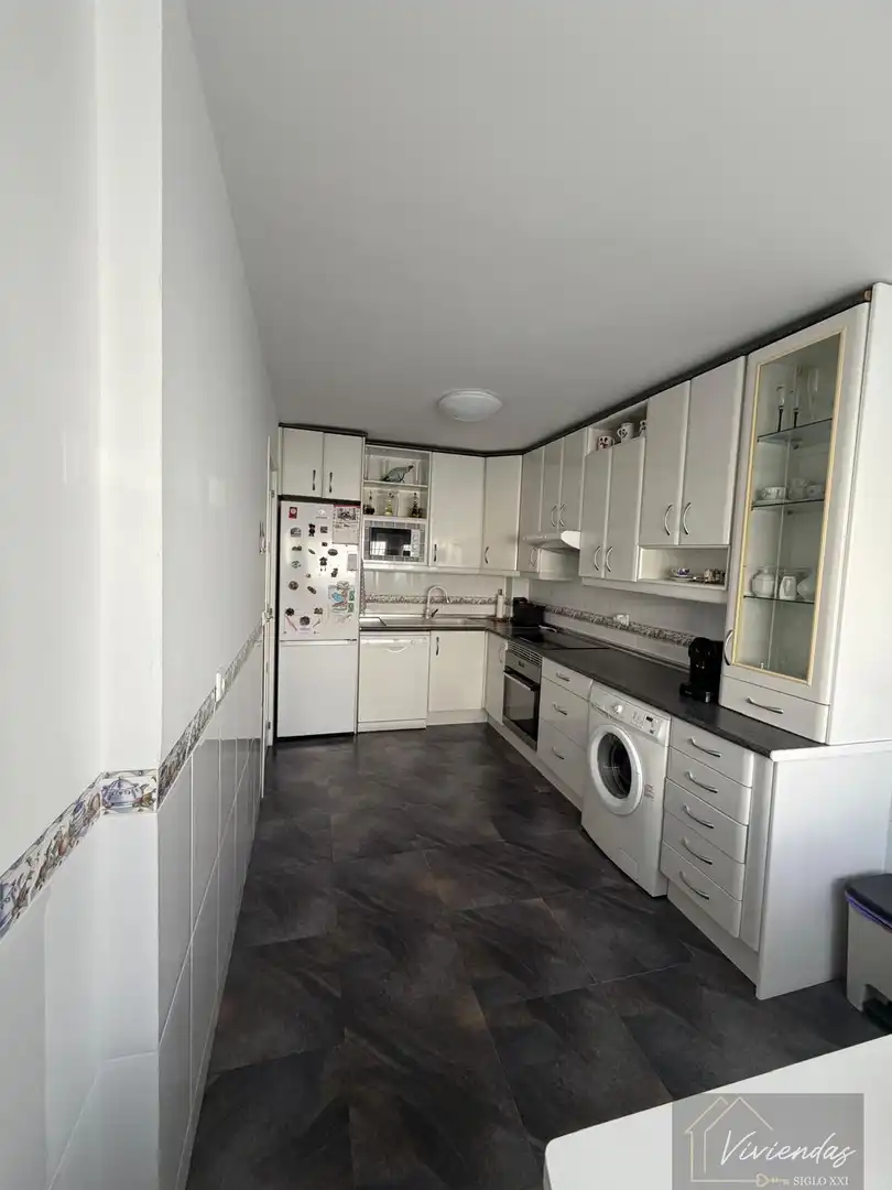 Cocina de Casa o chalet en venta en Boadilla del Monte con Aire acondicionado, Calefacción y Terraza