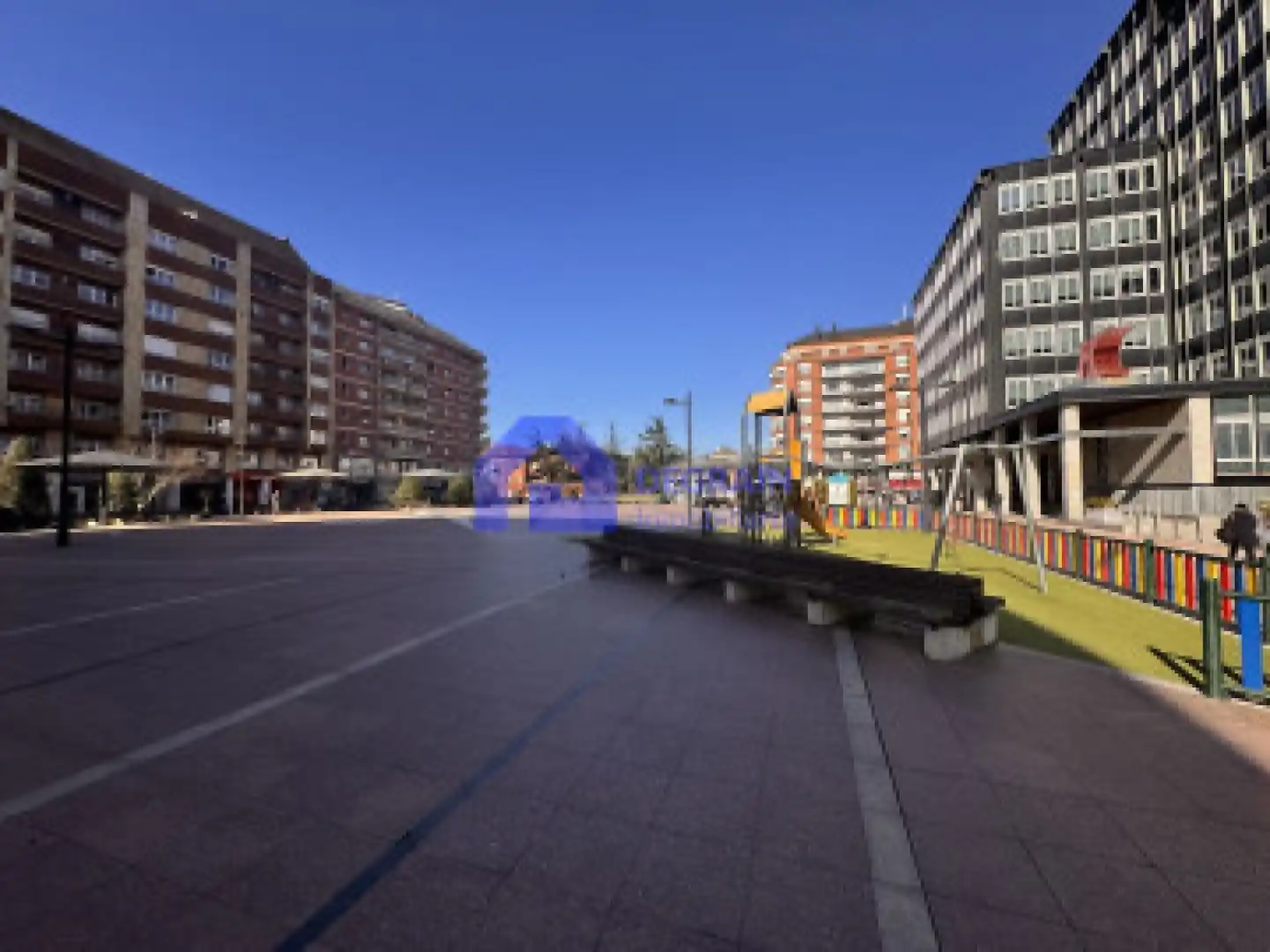Vista exterior de Pis en venda en Oviedo 