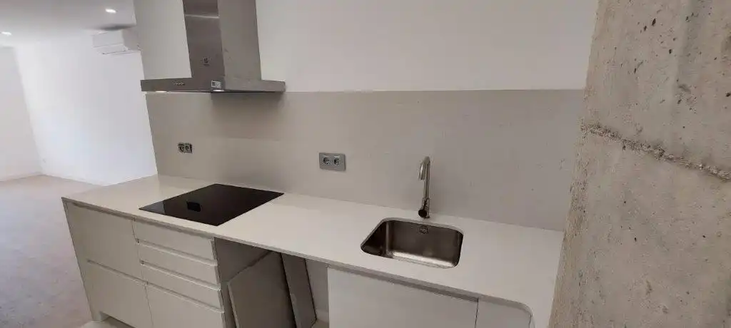 Cocina de Piso en venta en Sant Joan Despí con Aire acondicionado, Calefacción y Horno