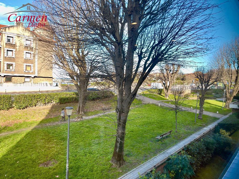 Exterior view of Flat for sale in Getxo   with Heating, Storage room and Internet