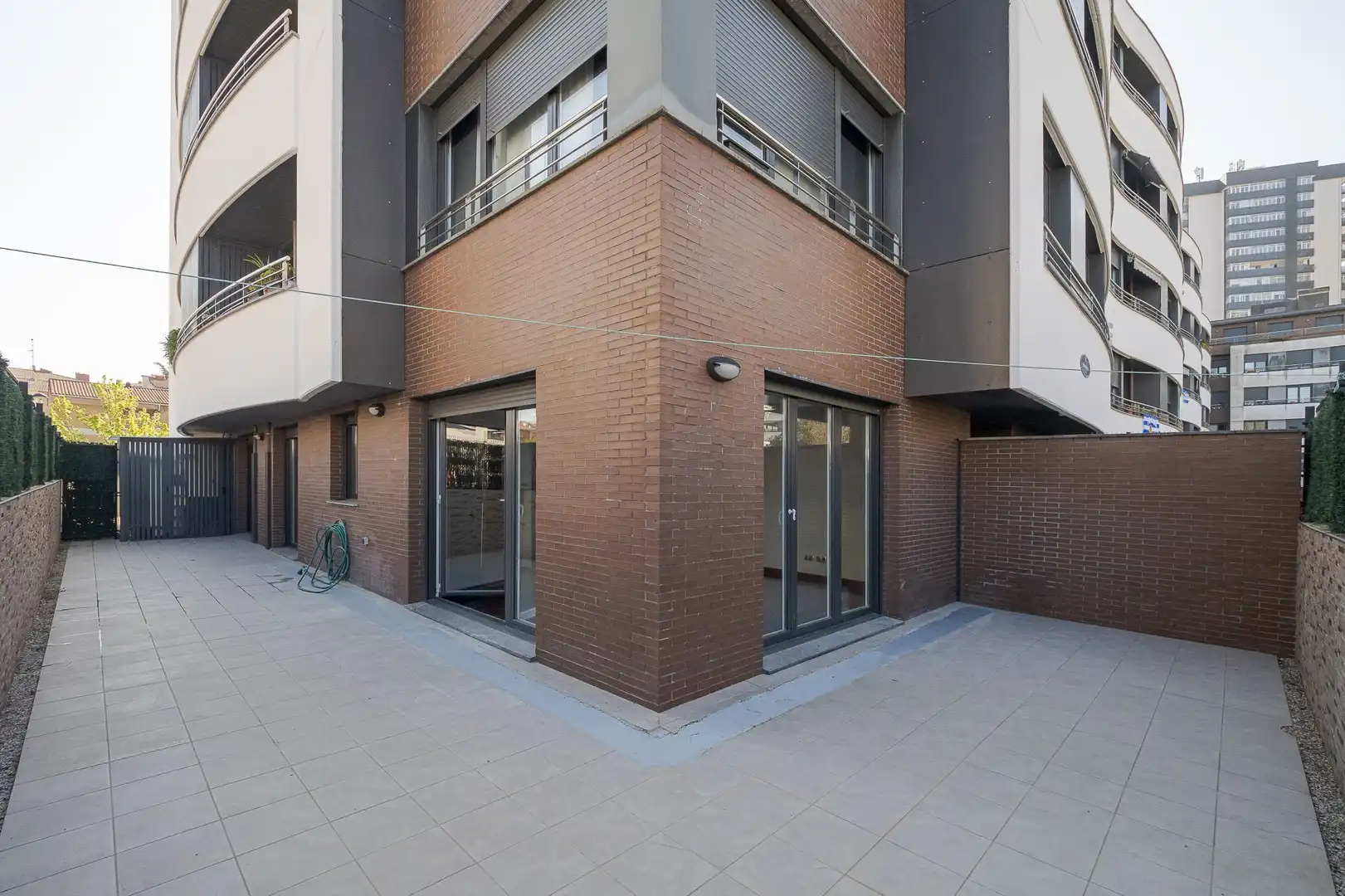 Vista exterior de Pis en venda en Donostia - San Sebastián  amb Calefacció i Terrassa