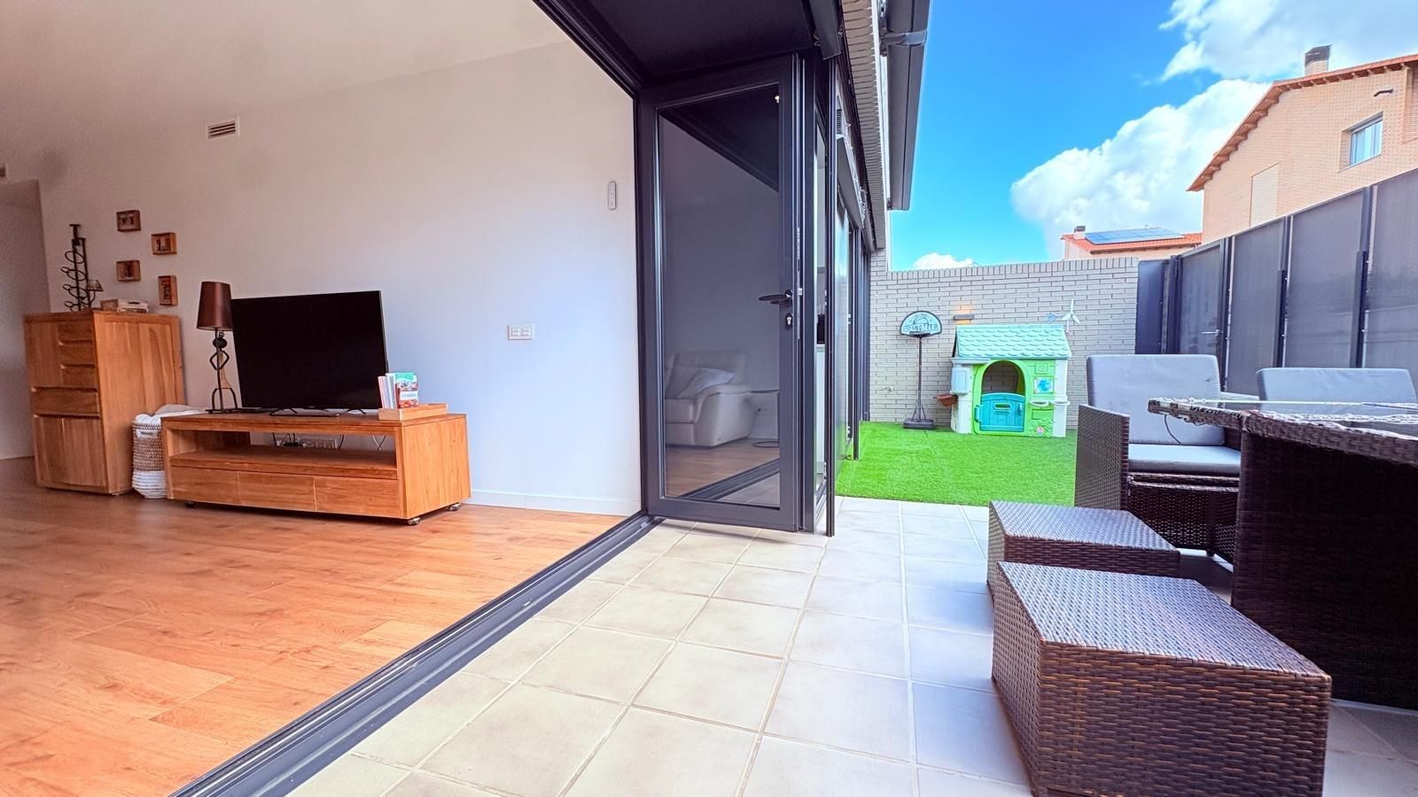 Terrace of Planta baja for sale in Castellar del Vallès  with Air Conditioner, Heating and Parquet flooring