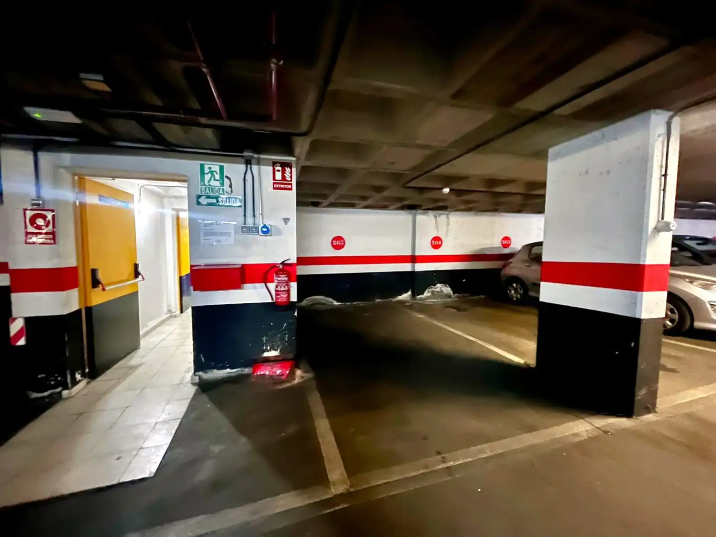 Aparcament de Garatge en venda en Madrid