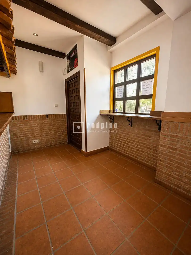 Local commercial à louer à del Marqués de la Valdavia, imagen 5