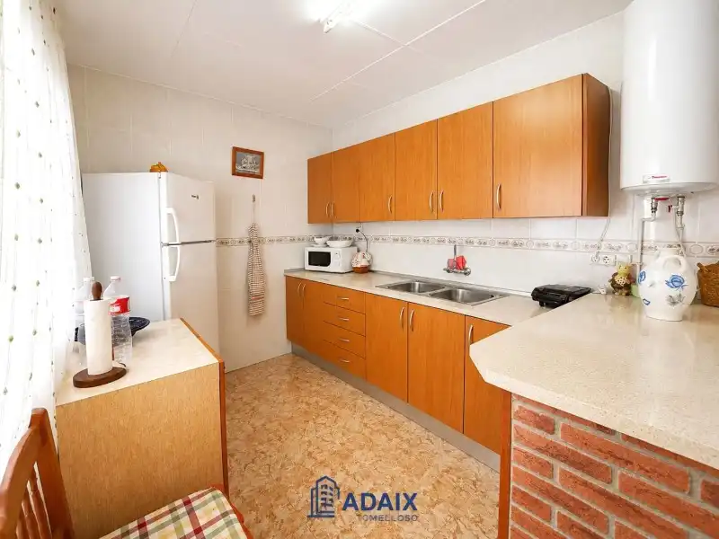 Cocina de Casa o chalet en venta en Tomelloso con Aire acondicionado y Calefacción